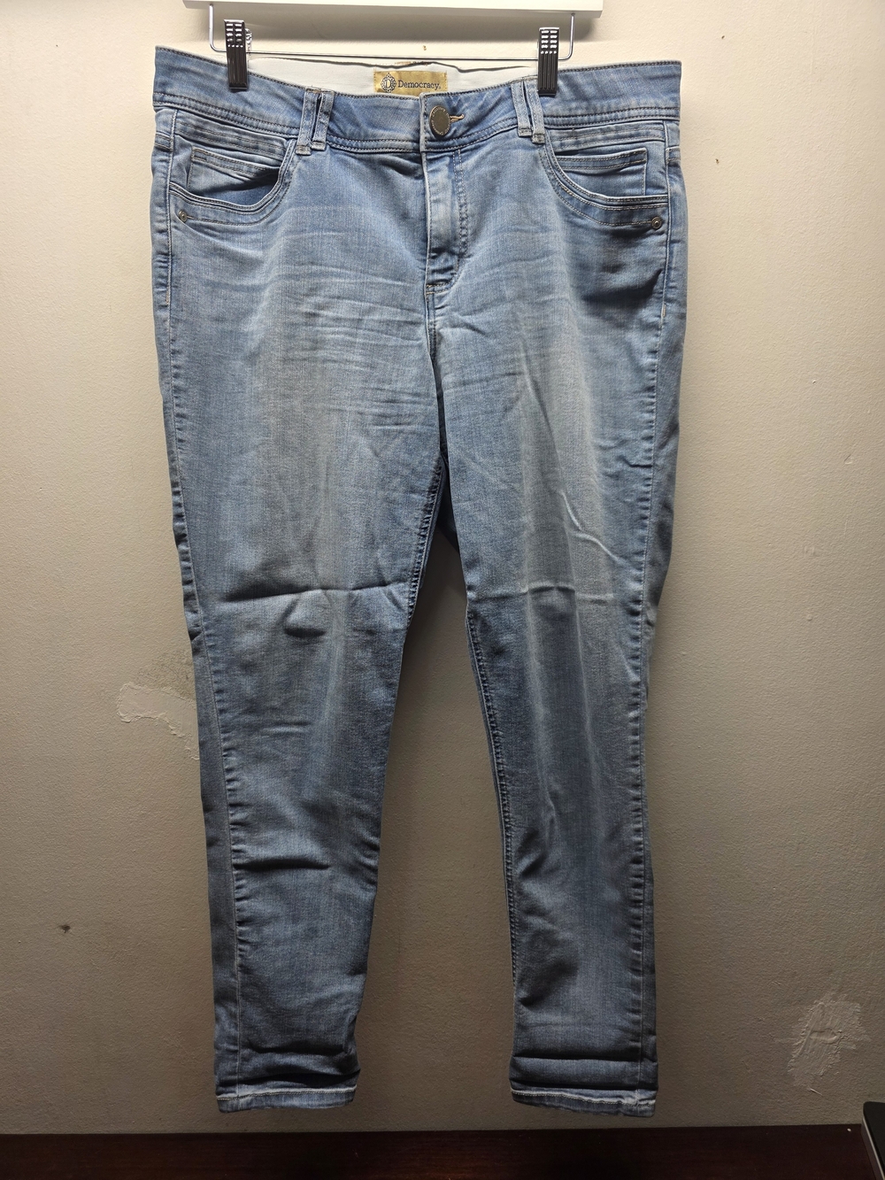 Democracy Women's Skinny Jeans in Light Blue Wash